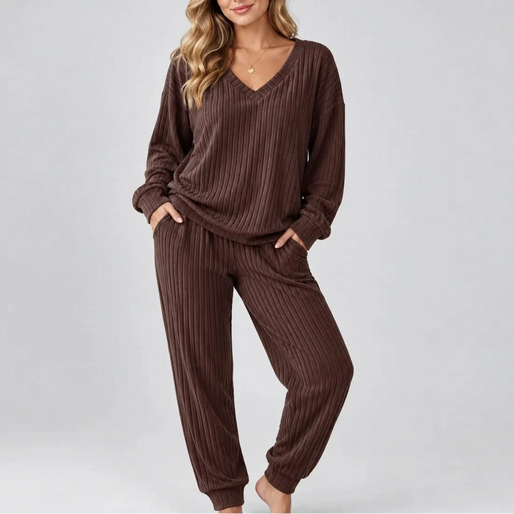 Iris V-Neck Ribbed Lounge Set