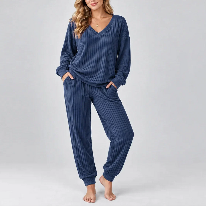 Iris V-Neck Ribbed Lounge Set