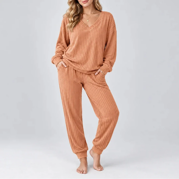 Iris V-Neck Ribbed Lounge Set