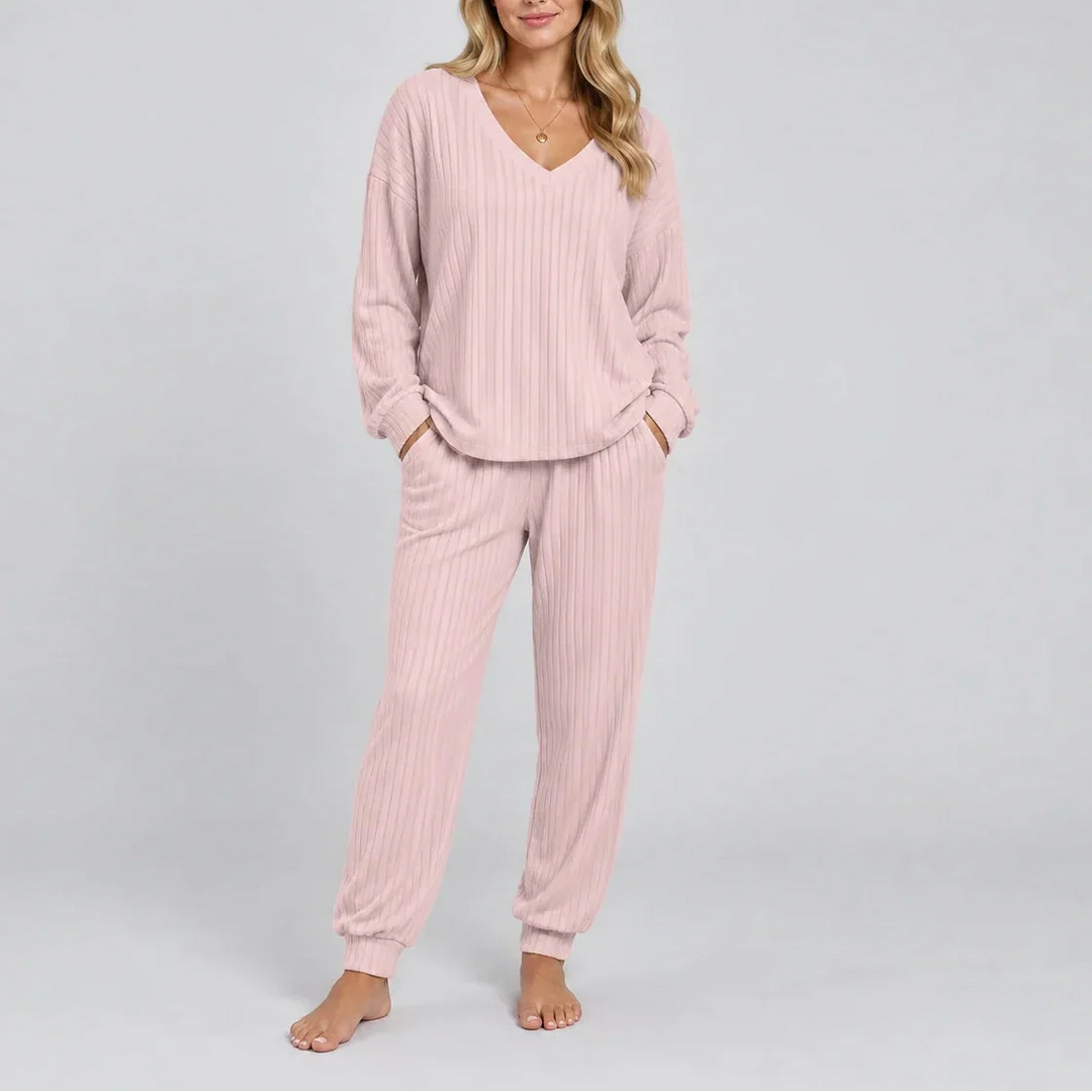 Iris V-Neck Ribbed Lounge Set