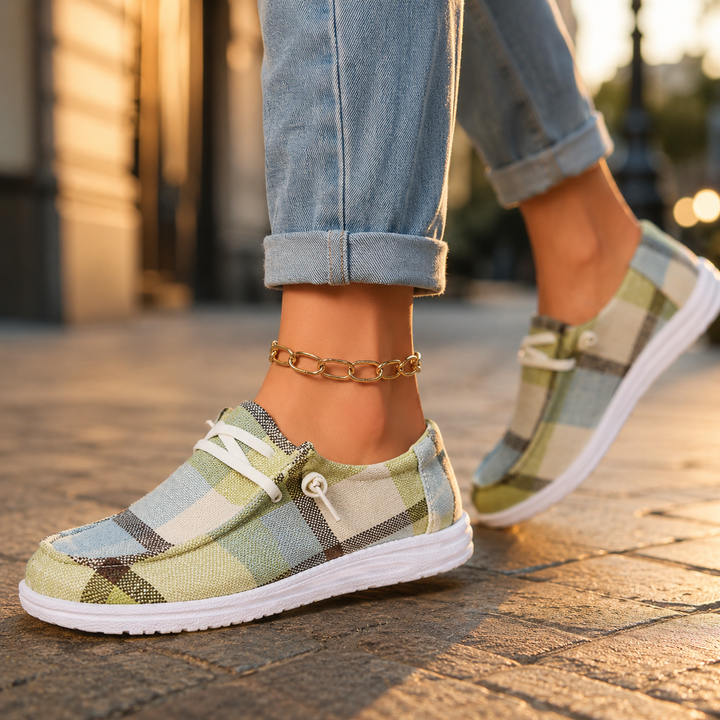 Aubrey Supportive Canvas Shoes