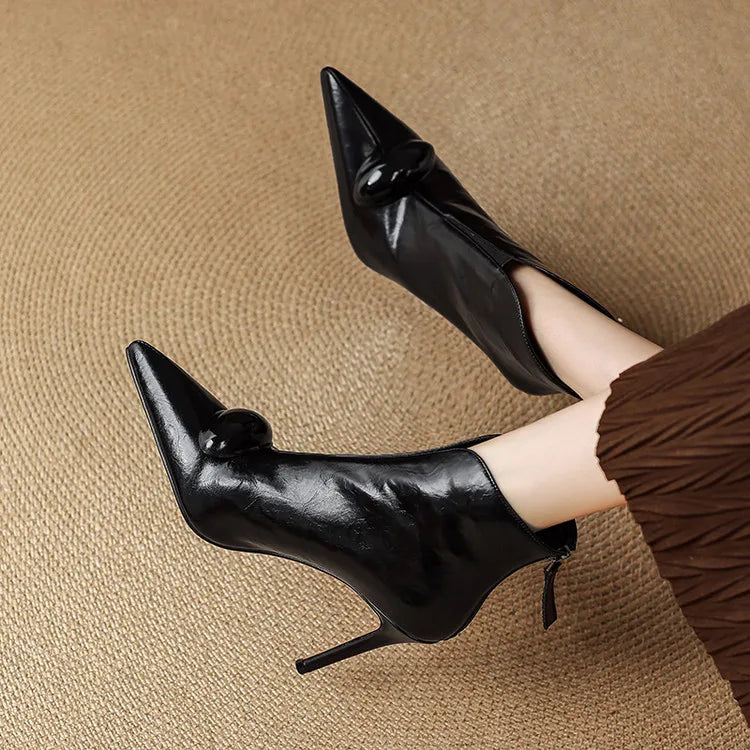 Rowan Pointed Toe Ankle Boot