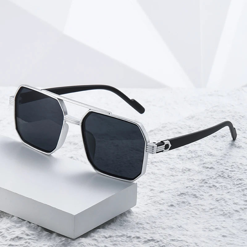 Frankie Retro Square Sunglasses