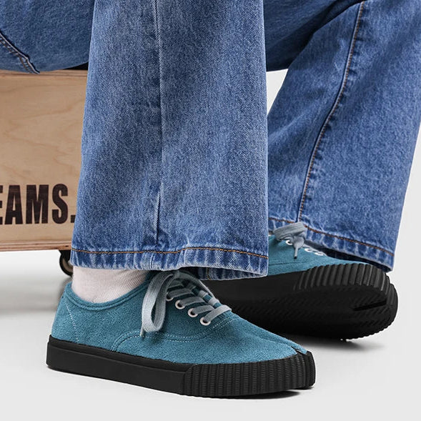 Beckett Textured Split Toe Shoes