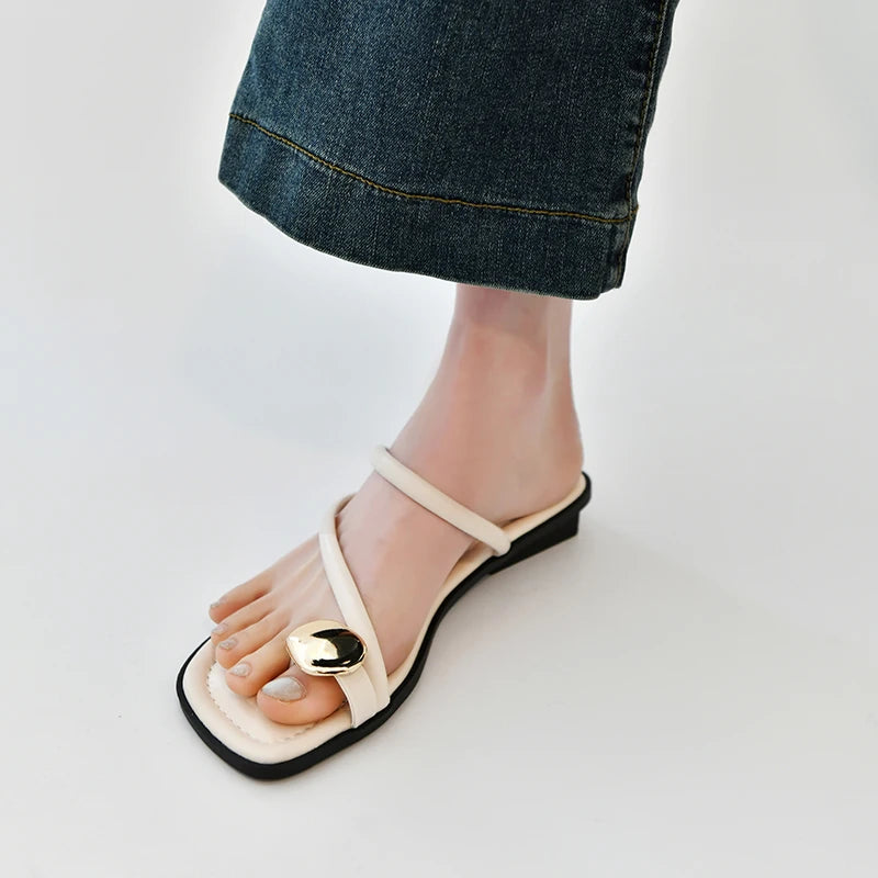 Elodie Orthopedic Toe Loop Sandals