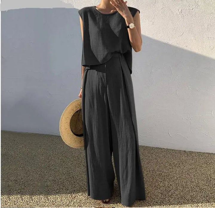 Quinn Chic Relaxed Linen Set