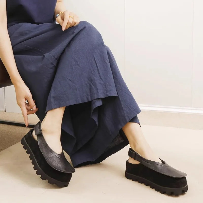 Avery Comfortable Wide Toe Sandals