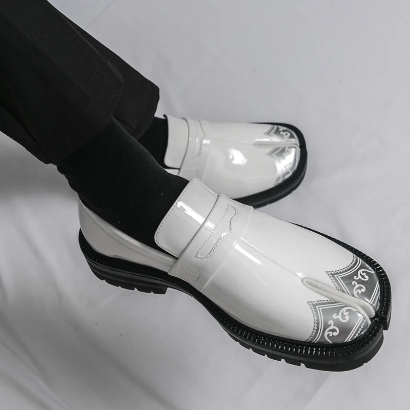 Obsidian Tabi Leather Loafer