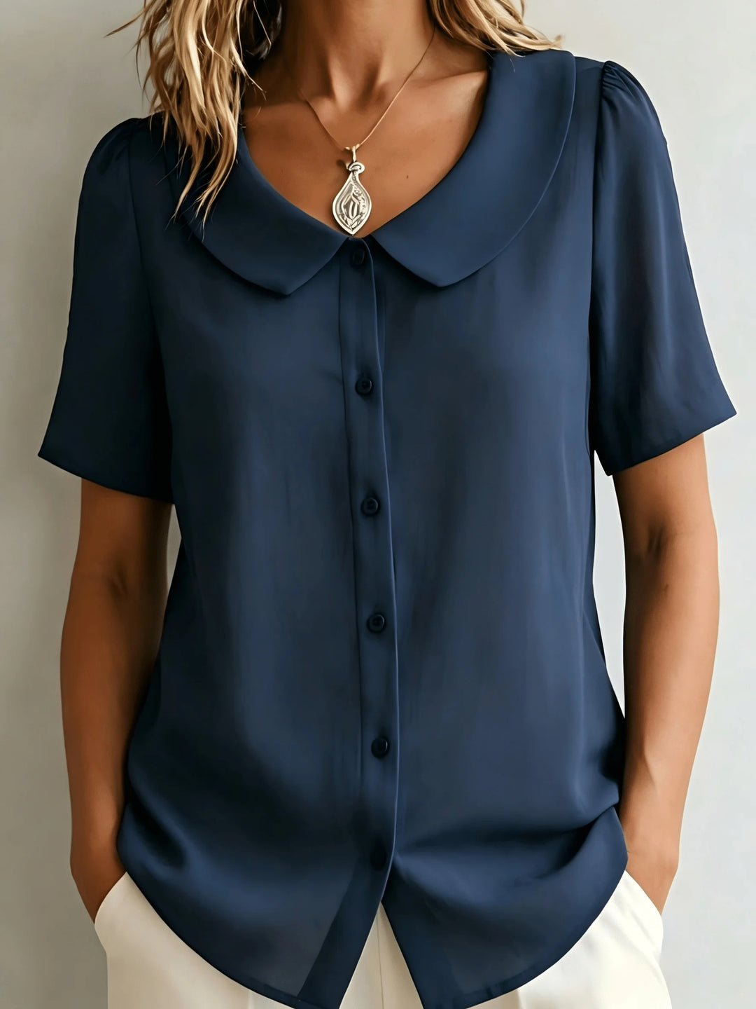 Nahla Peter Pan Collar Blouse