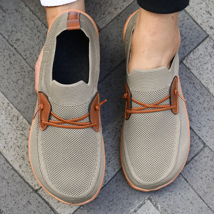 Everett Orthopedic Comfort Sneakers