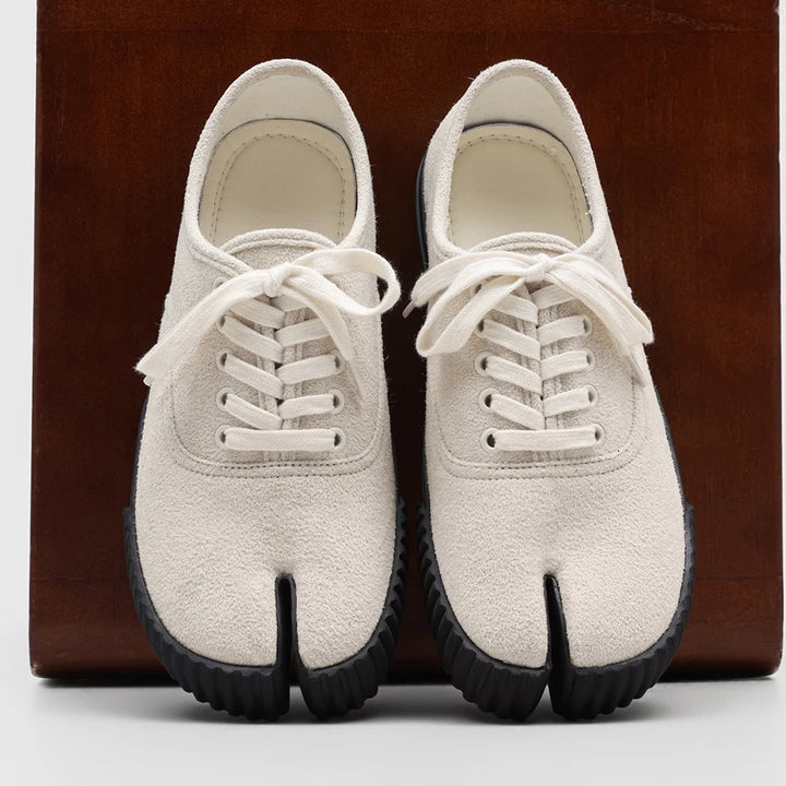 Beckett Textured Split Toe Shoes