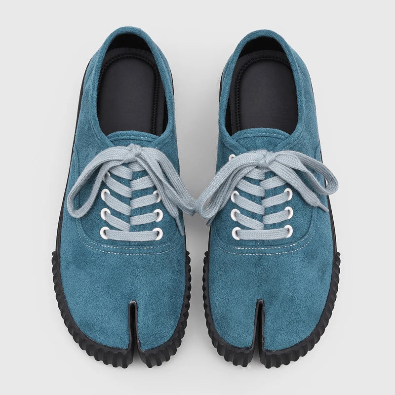 Beckett Textured Split Toe Shoes