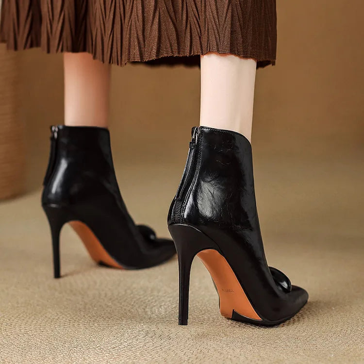 Rowan Pointed Toe Ankle Boot