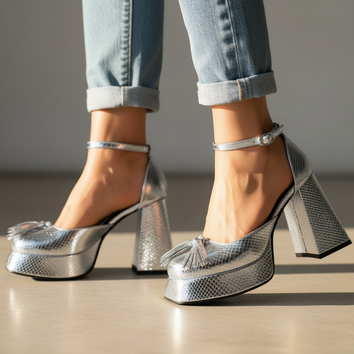 Savanah Exotic Midnight Heels